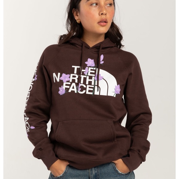 The North Face Women’s Hoodie - Picture 2 of 8